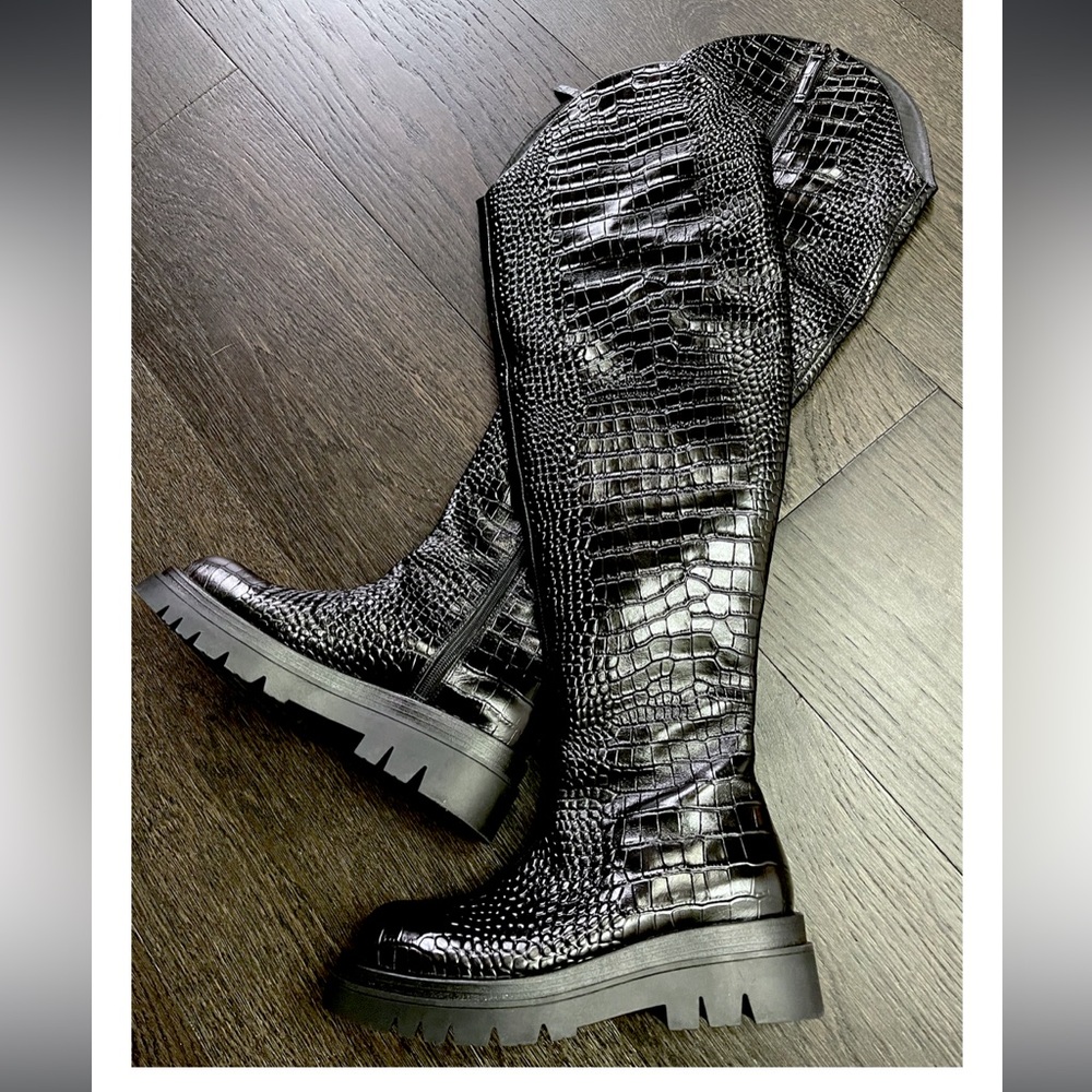 Jennifer Le Black Over the Knee Boots